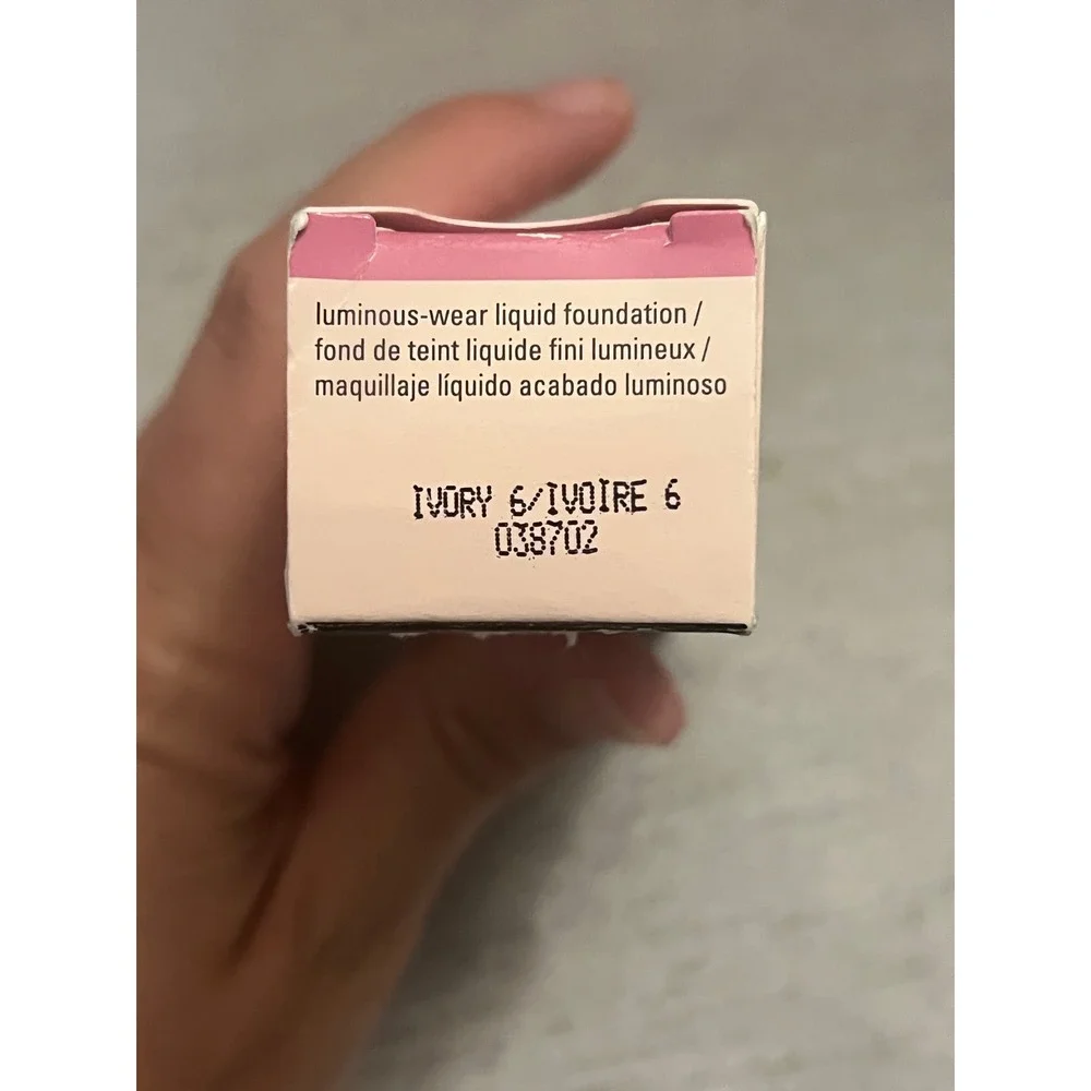 Mary Kay TimeWise Luminous-Wear Liquid Foundation Ivory 6 Normal to Dry Skin 1oz